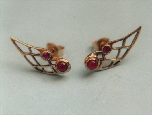 Art deco gold & ruby earrings